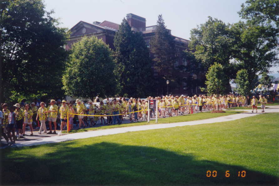 Chapin Class Parade.jpg (64928 bytes)